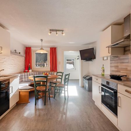 Apartmenthaus Ehrenberg Ehenbichl Exteriör bild