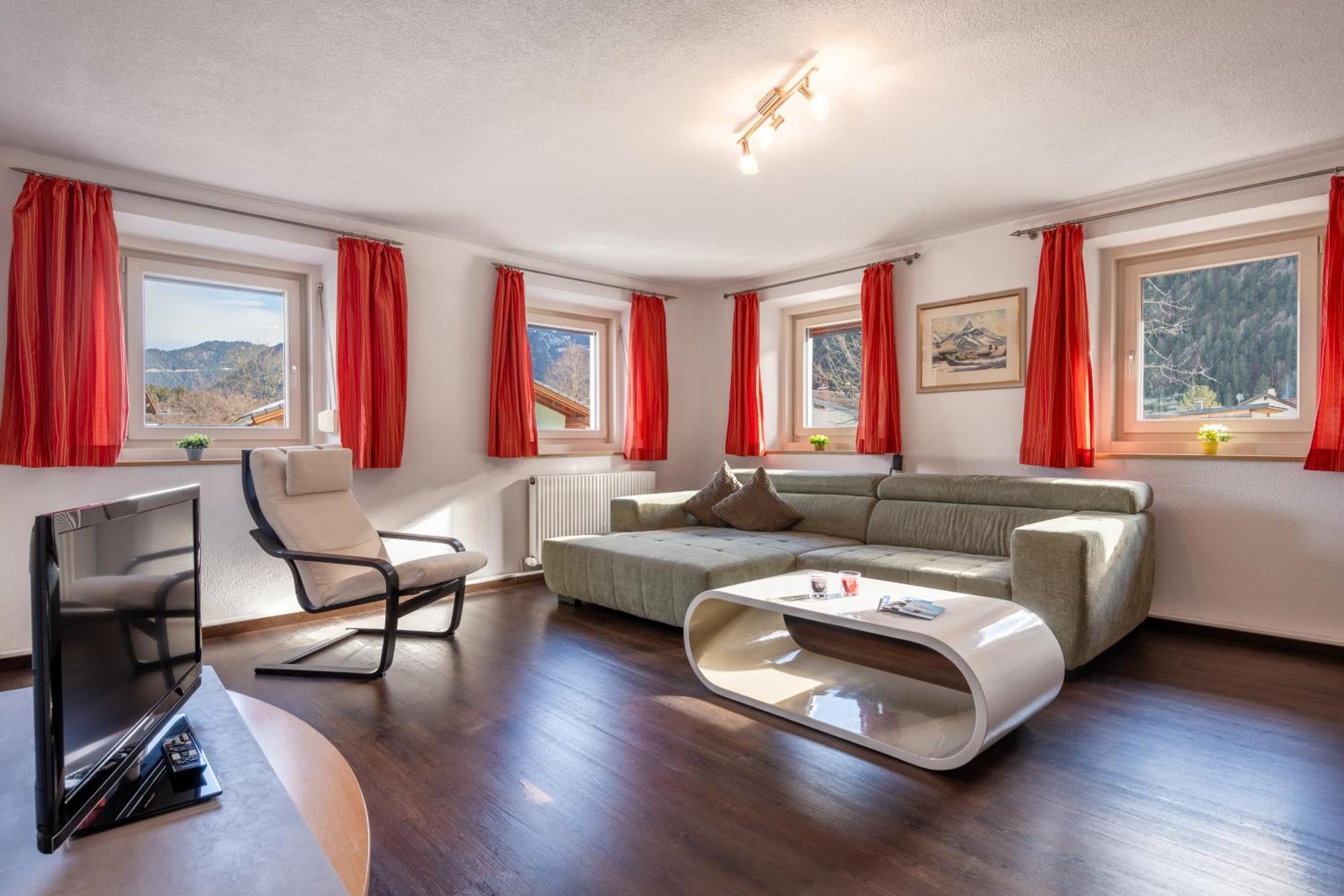 Apartmenthaus Ehrenberg Ehenbichl Exteriör bild