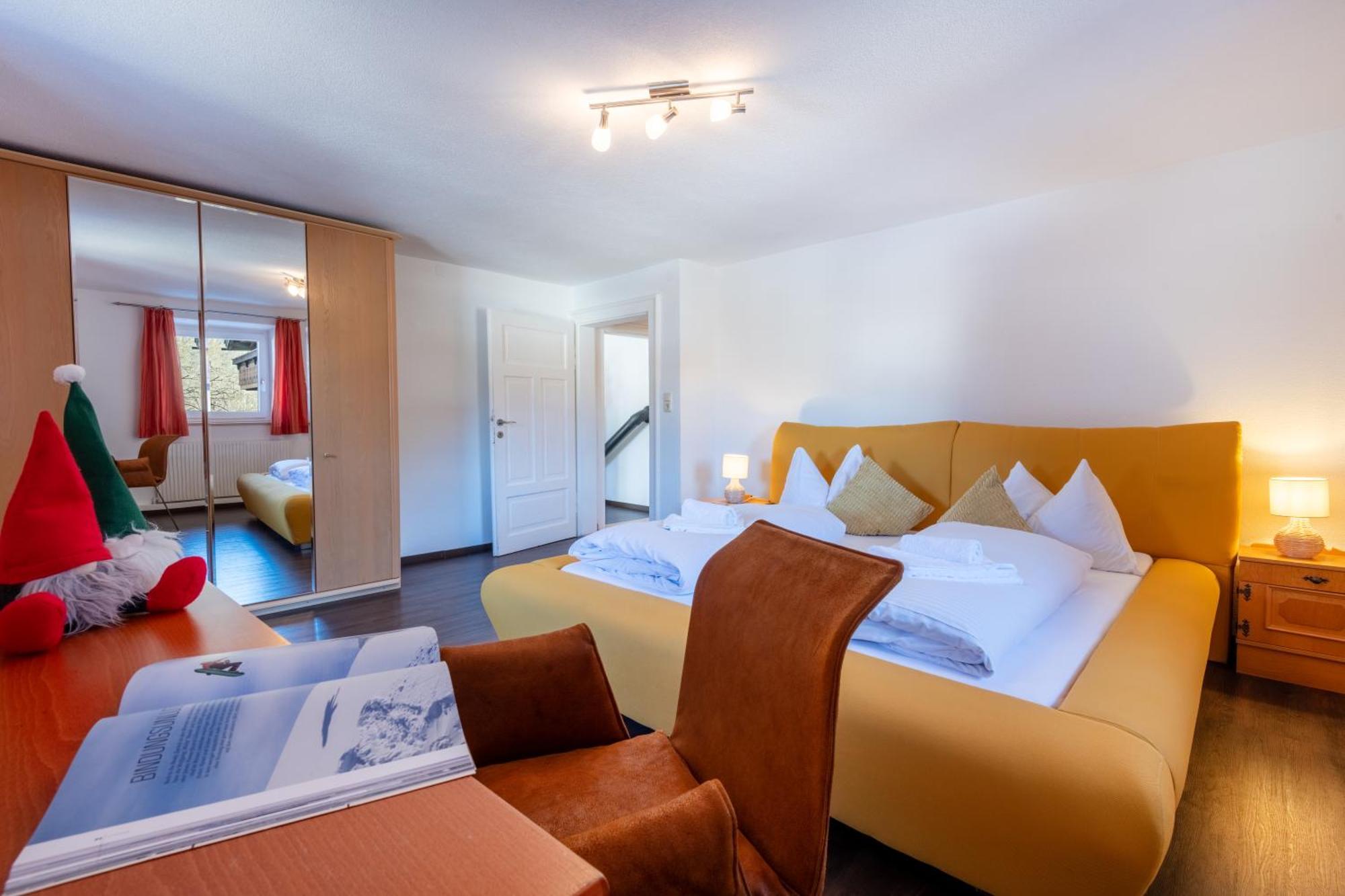Apartmenthaus Ehrenberg Ehenbichl Exteriör bild